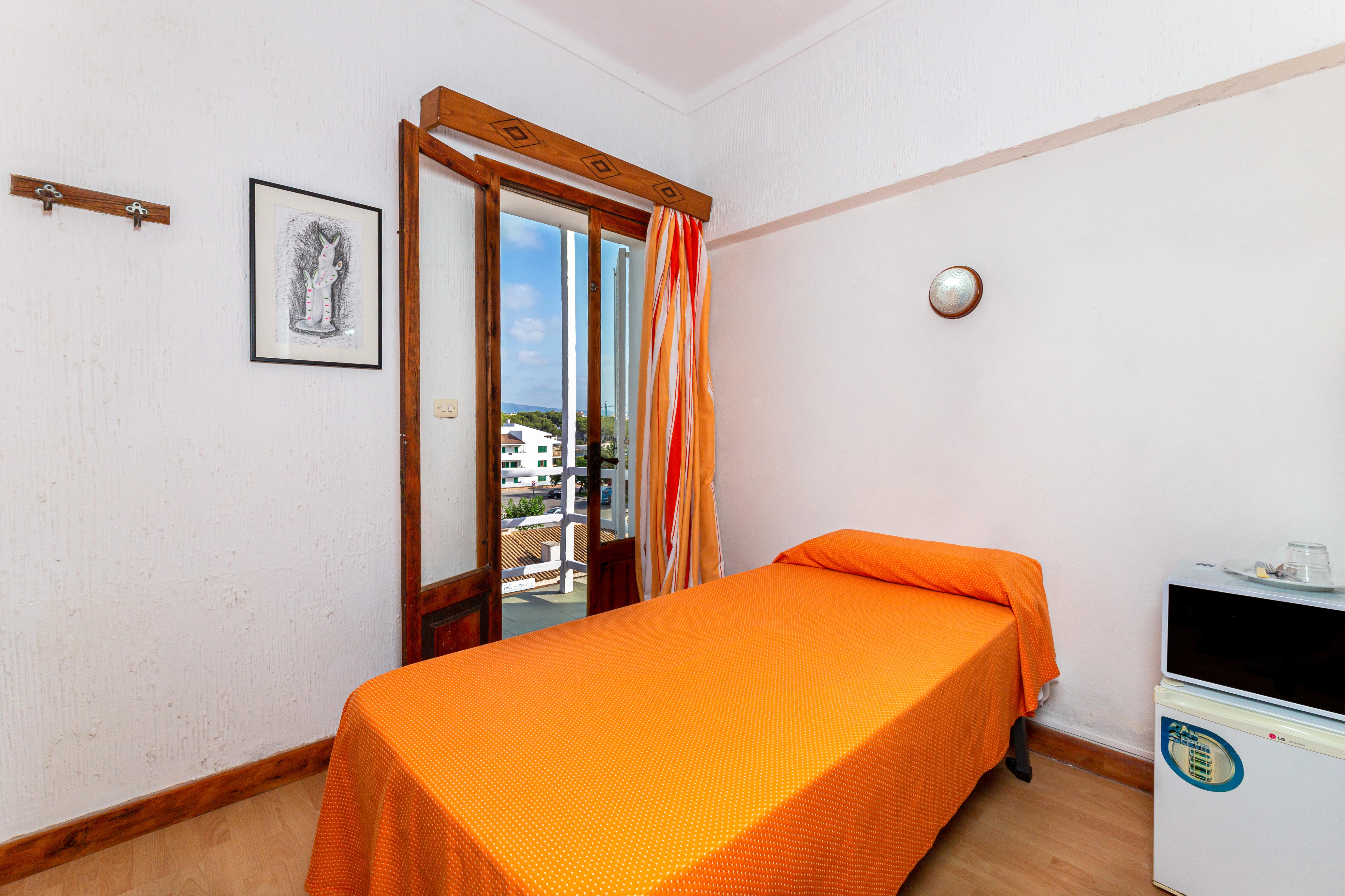 Hostal Residencia San Francisco Porto Colom Exterior foto
