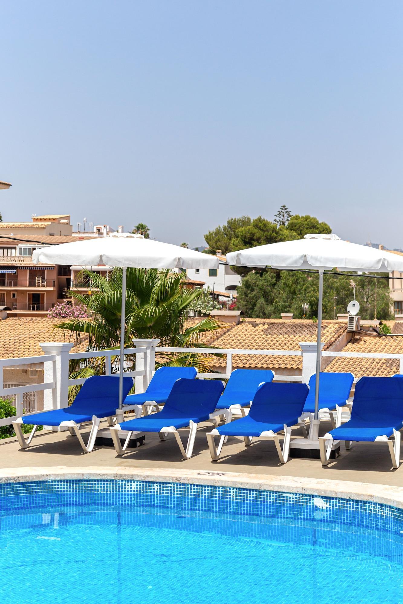 Hostal Residencia San Francisco Porto Colom Exterior foto